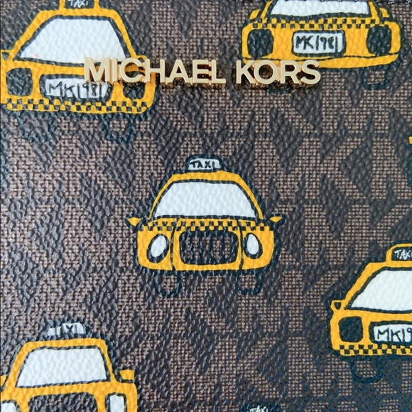 Michael Kors Taxi print wallet - Picture 6 of 16